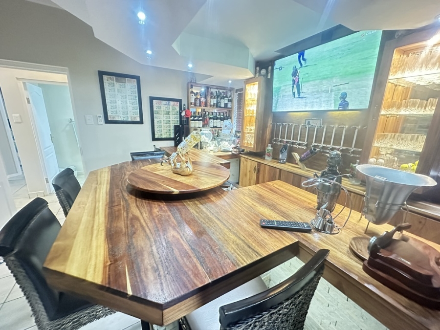 4 Bedroom Property for Sale in Wilderness Central Western Cape